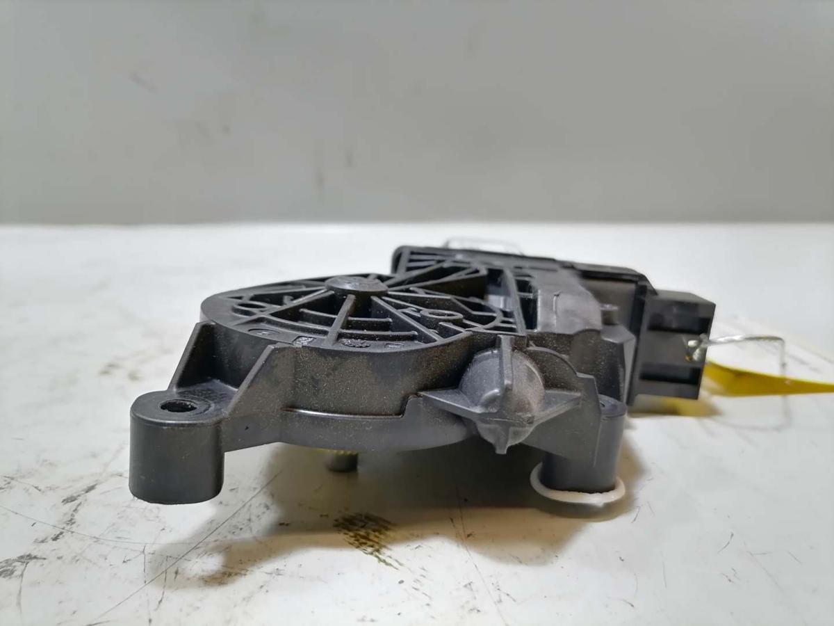 Skoda Fabia 2 5J original Fensterhebermotor vorn links